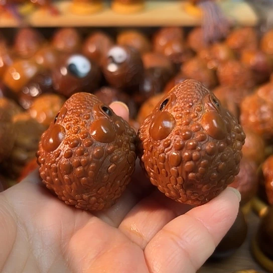 I****橄榄核手串/手链金蟾一对卡38