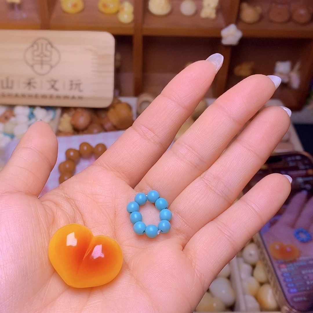 猴头核桃吊坠二代心和大绿卡