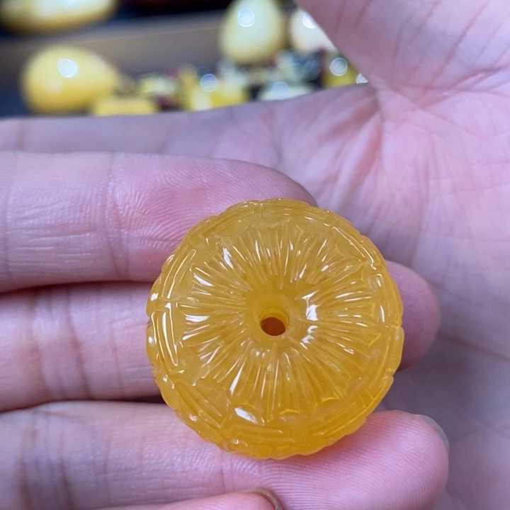 未镶嵌琥珀裸石回纹扣