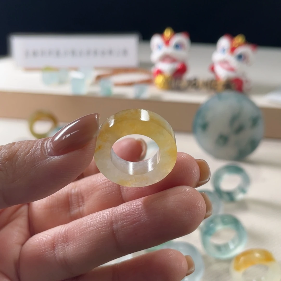 定制翡翠未镶嵌冰奶油黄