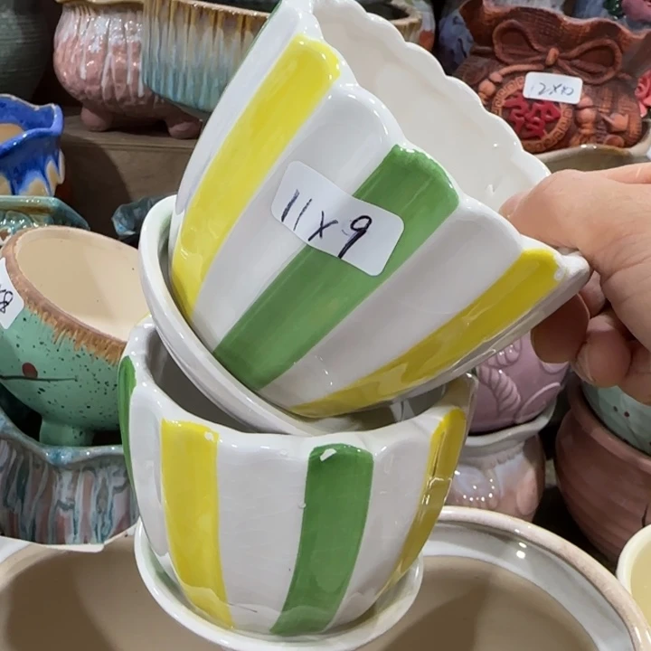 凑9块包邮，有孔，花盆