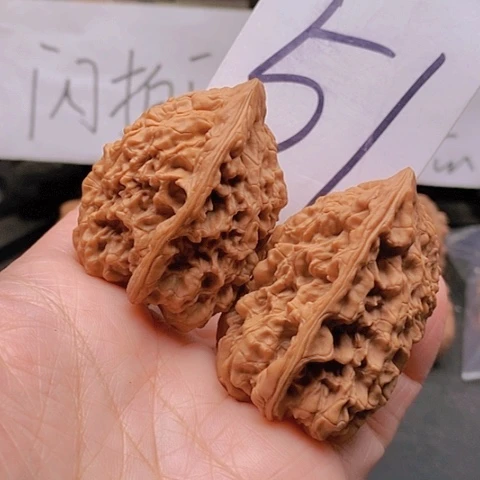 吊坠桃核官帽一帆风顺