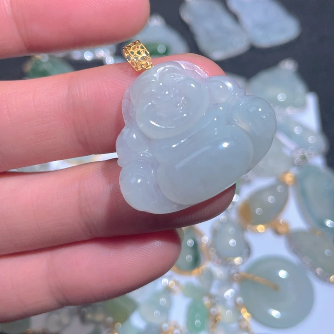 翡翠颈饰18K金镶嵌翡翠