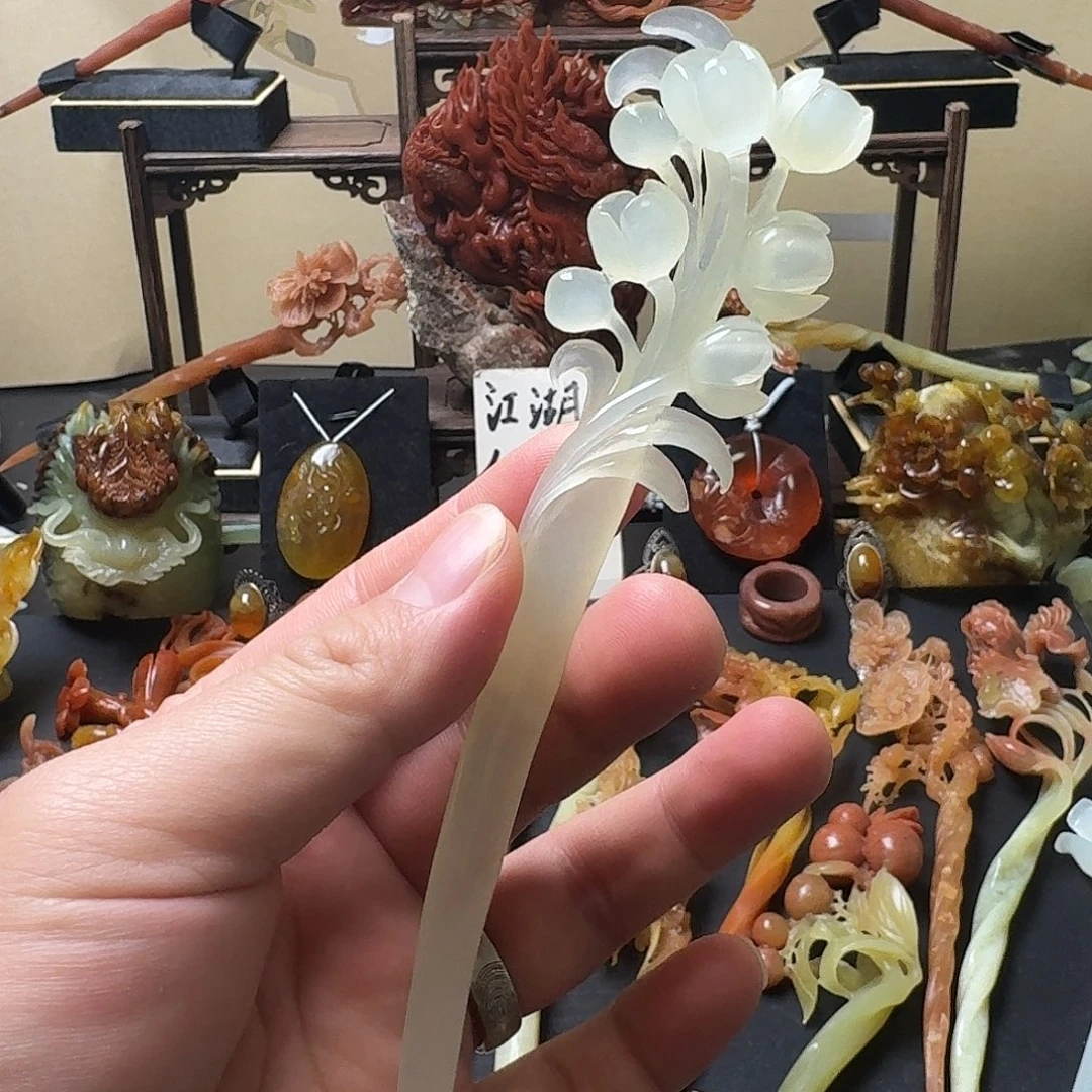 蛇纹石玉未镶嵌发饰