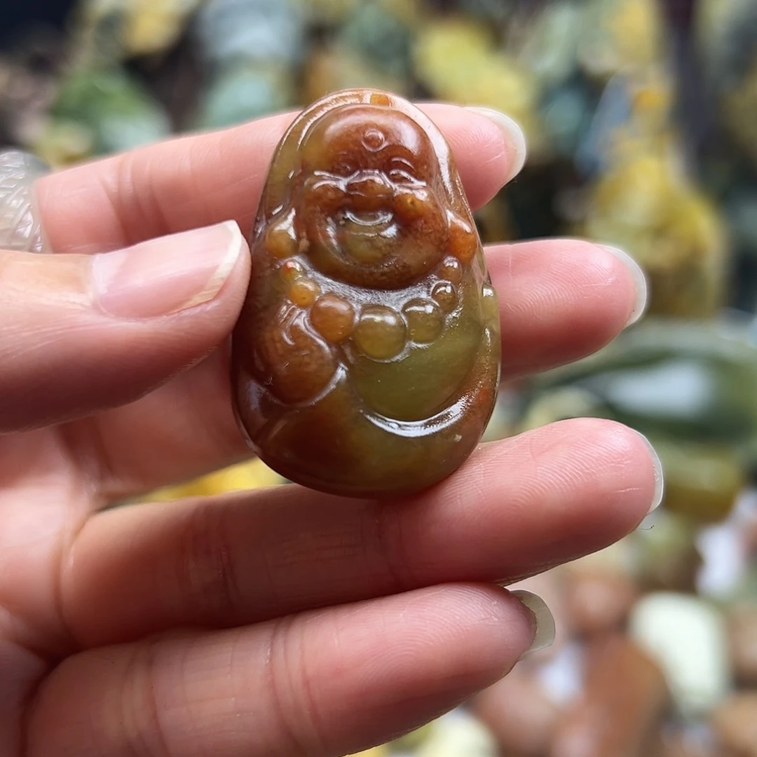 岫玉未镶嵌颈饰辽阳料笑佛起沙