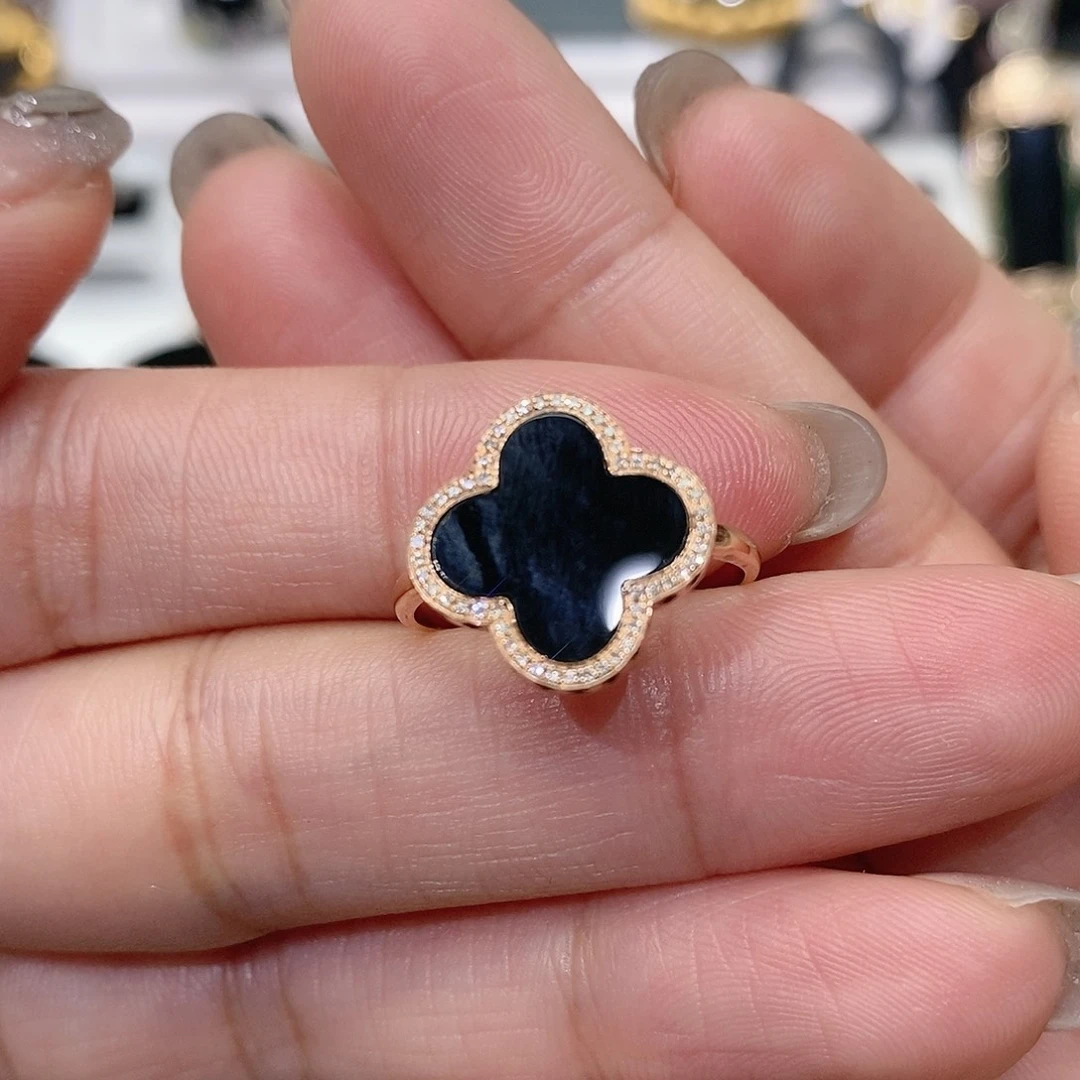 翡翠18K金镶嵌戒指