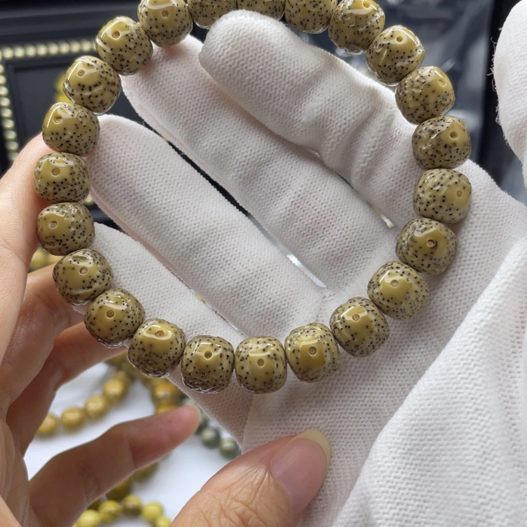 吊坠星月菩提14       10.5随型魔瞳大眼睛