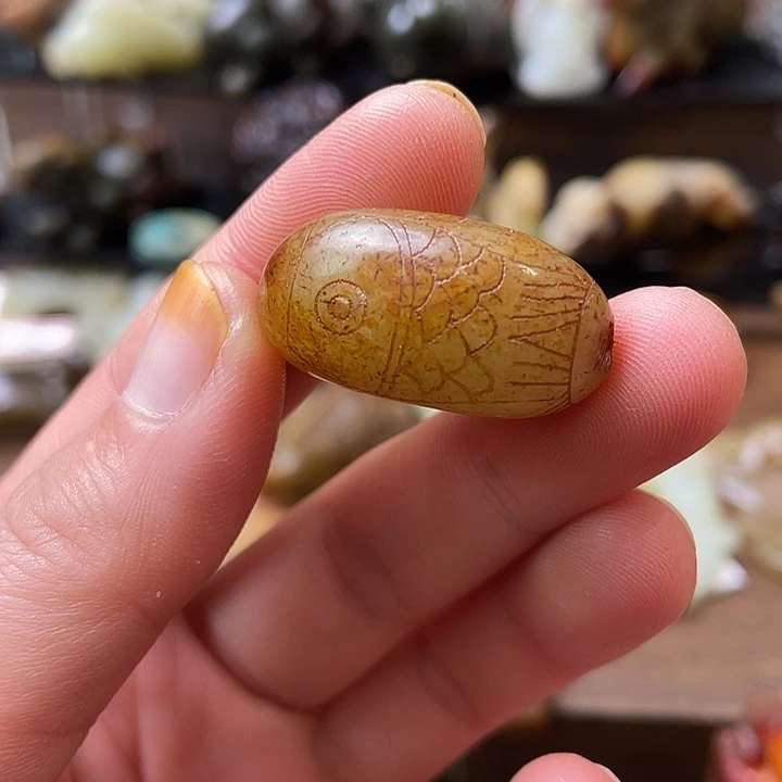 和田玉（糖玉）未镶嵌颈饰