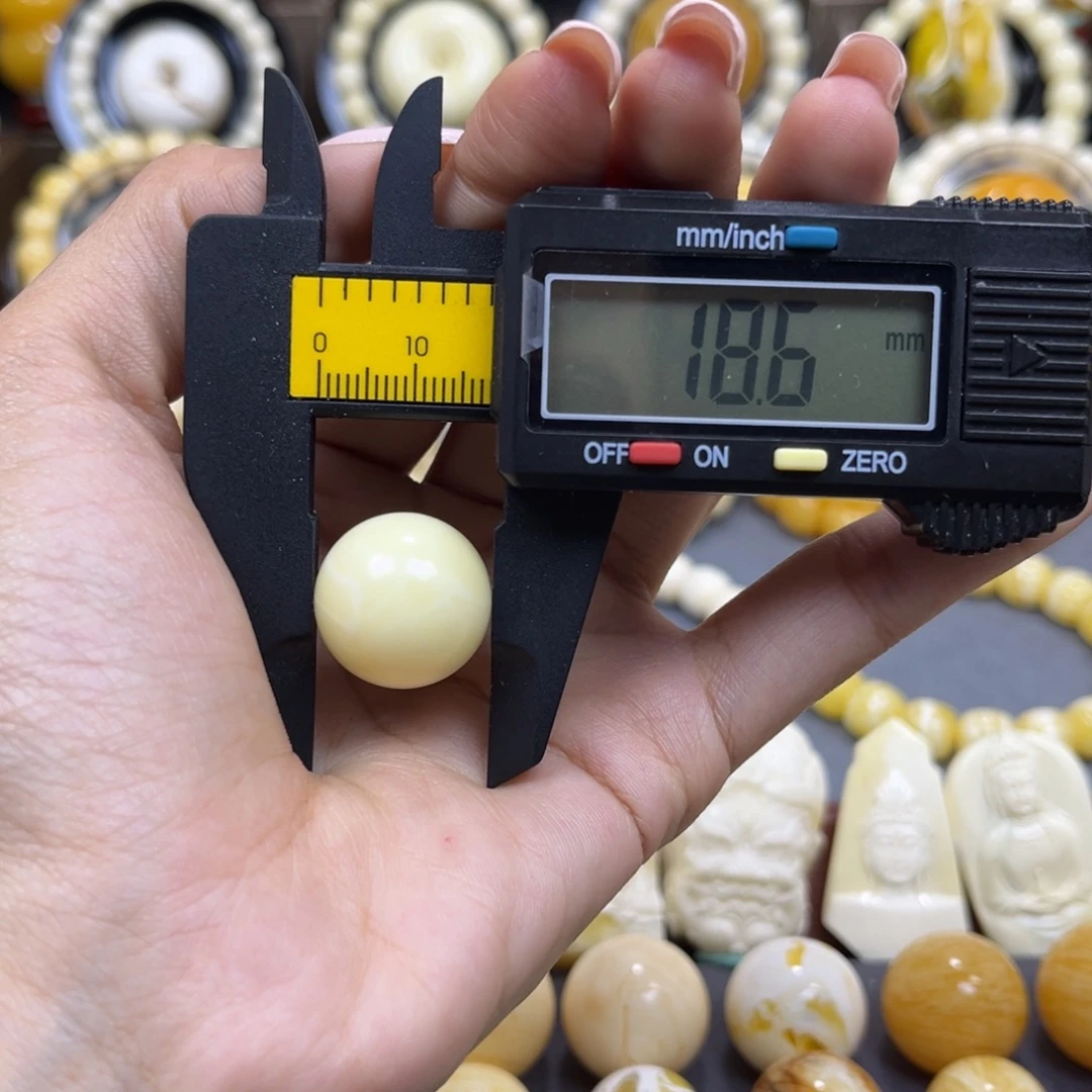琥珀未镶嵌手串……