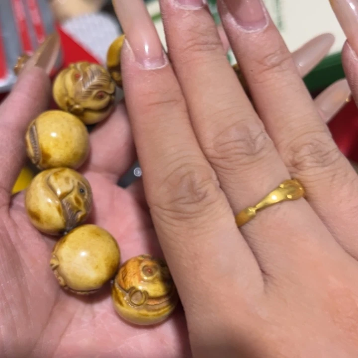 绿泥____________________________