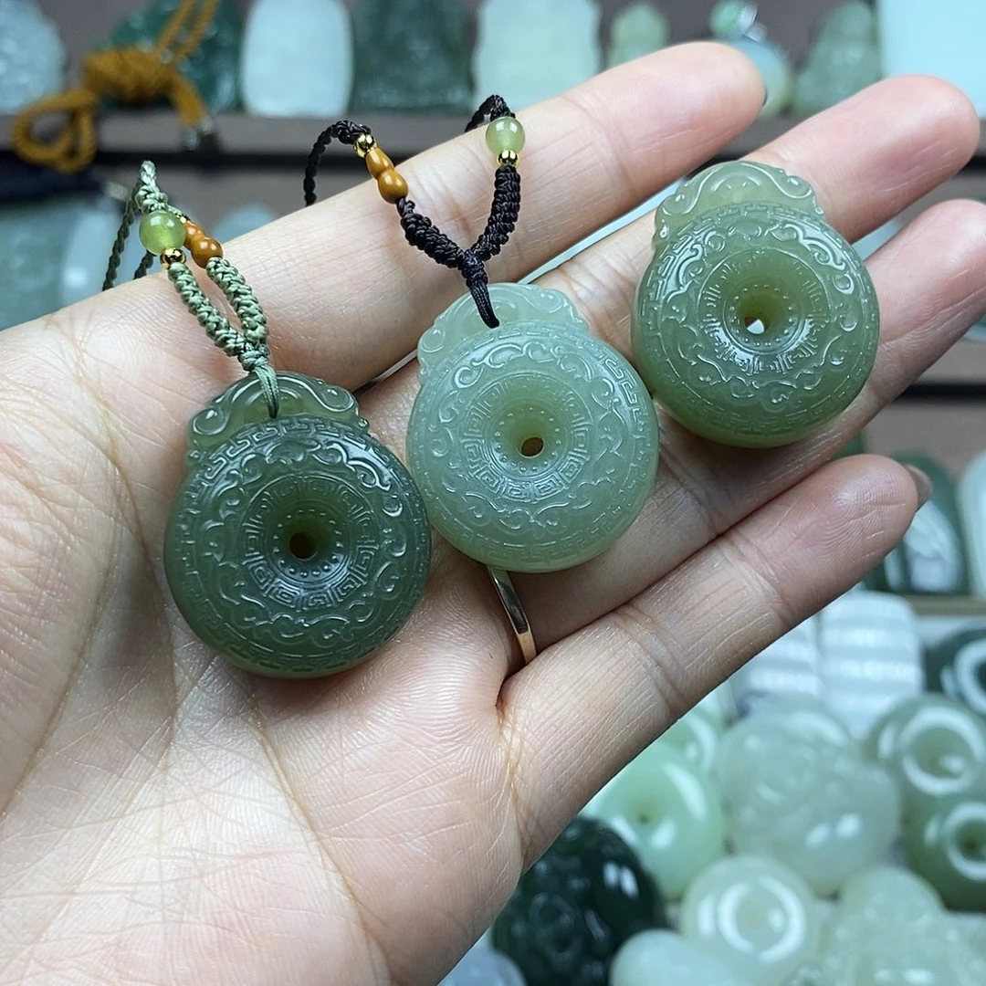 和田玉未镶嵌颈饰30mm平安扣多样性发1件
