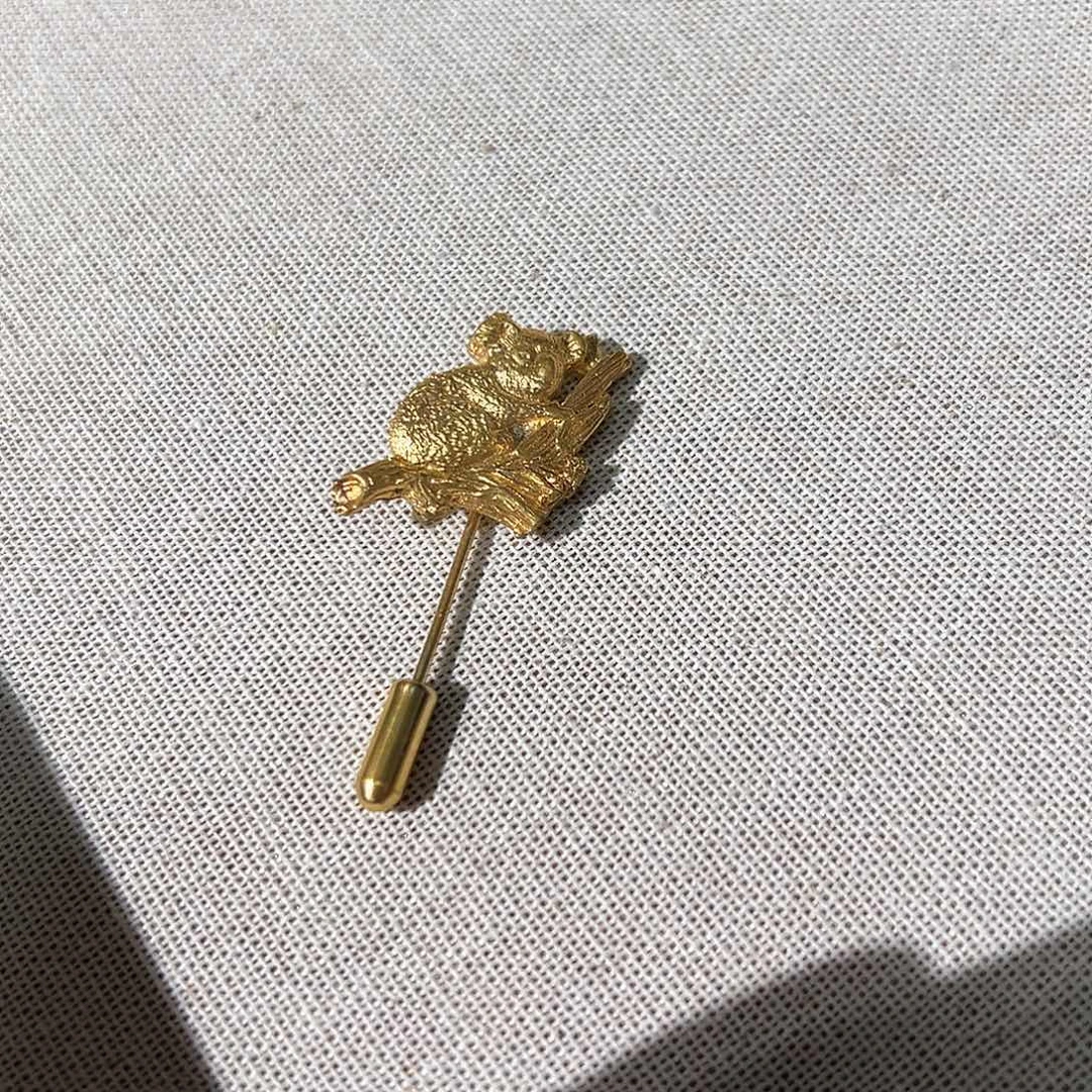 纯铜合成碳硅石胸针