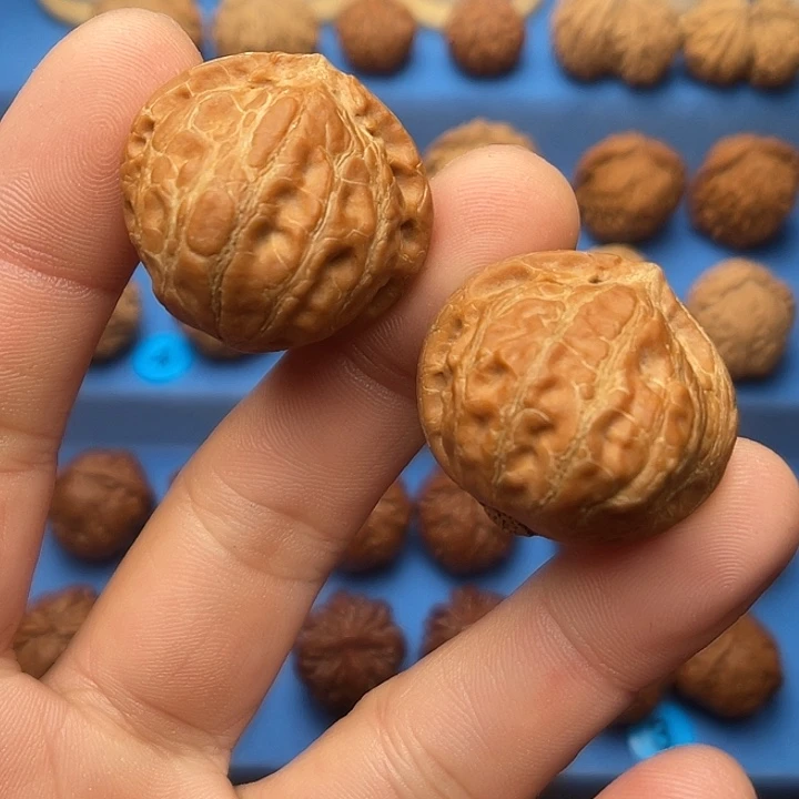 把件文玩核桃瓷娃娃