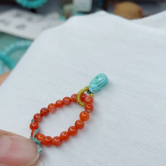 南红玛瑙未镶嵌珠宝奇石