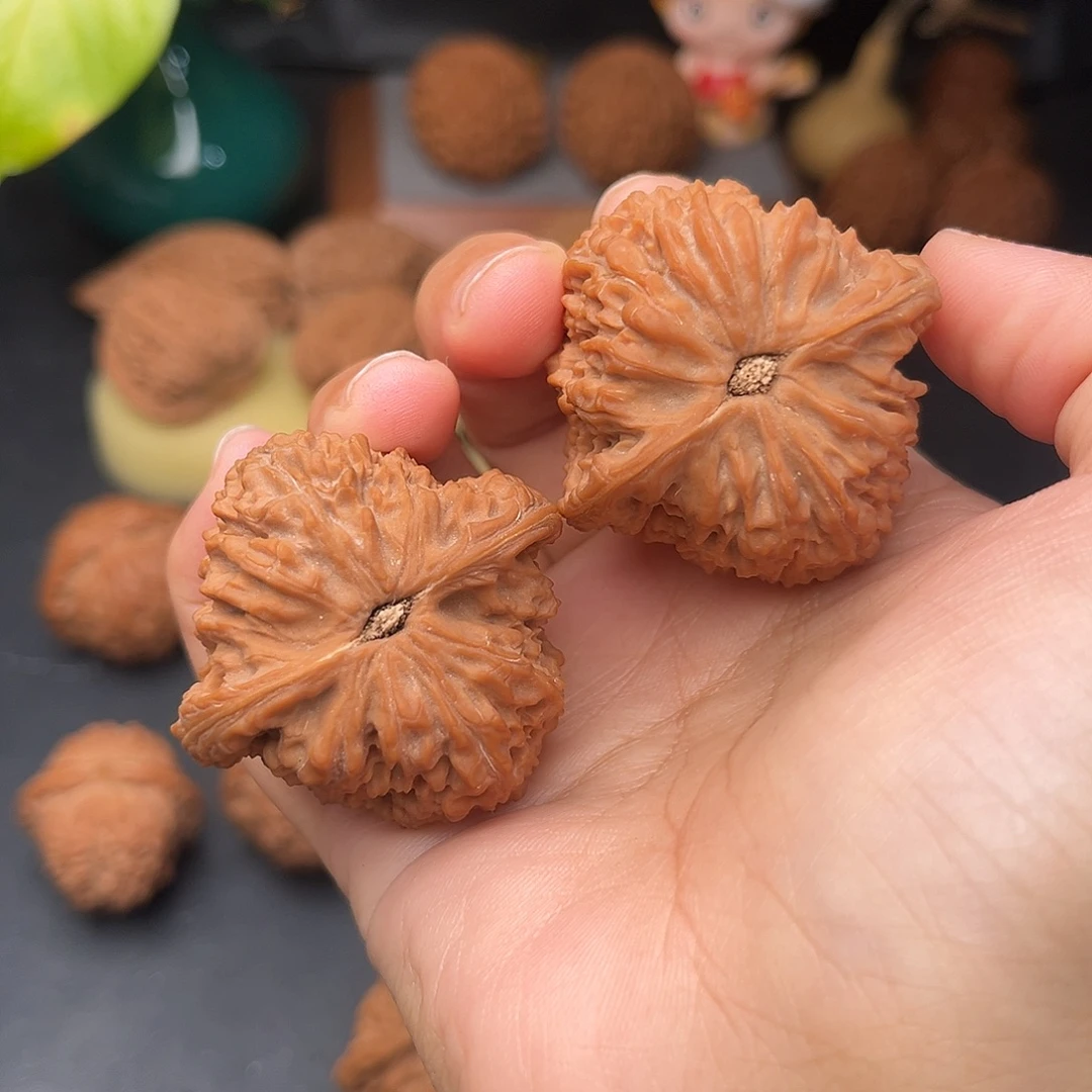 3***9把件文玩核桃南疆石全品42+