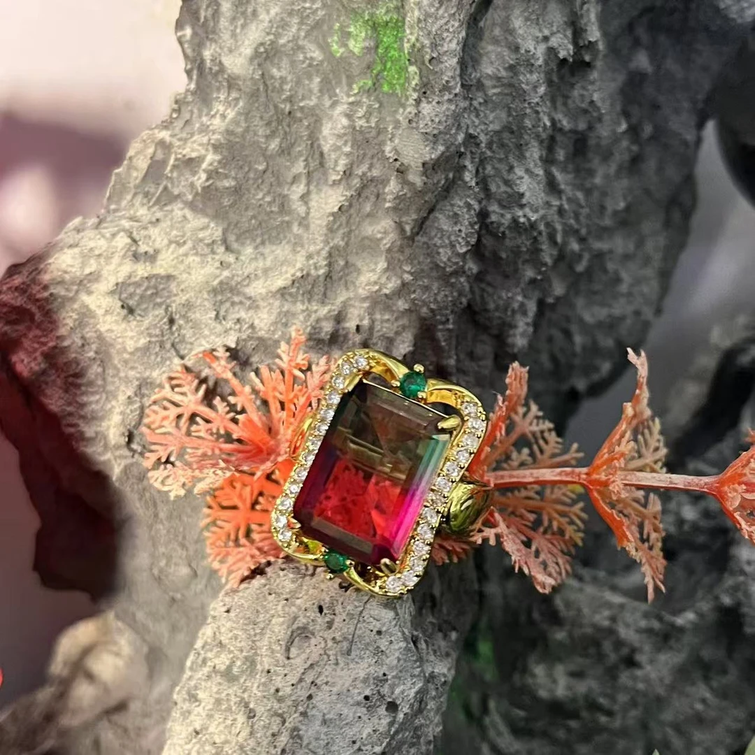 红色简约时尚精美戒指 美观大气美轮美奂尽显魅力