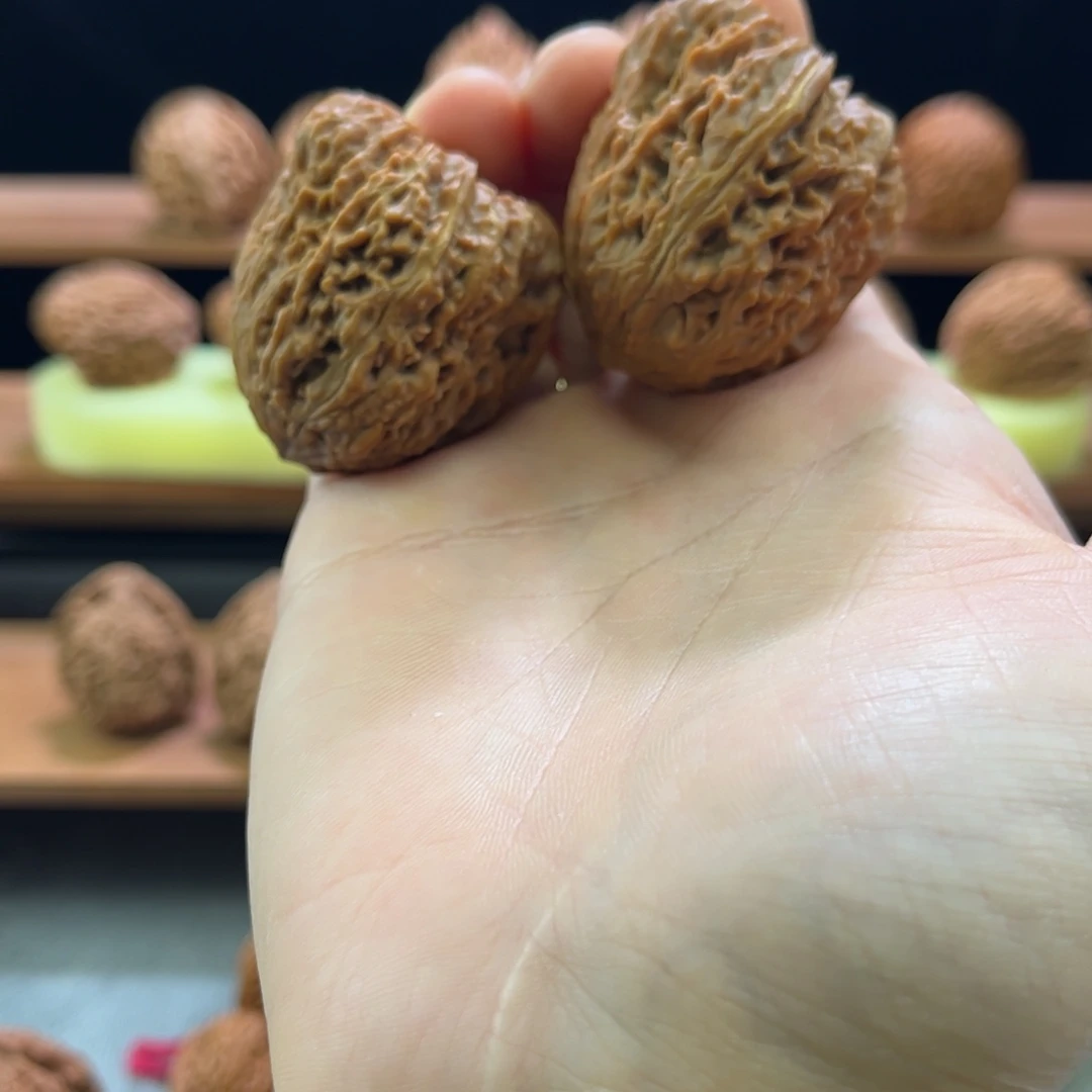 s***0猴头核桃吊坠36大鸡腿南疆石