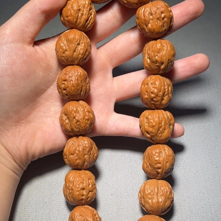 文玩核桃把件蛤蟆手持872