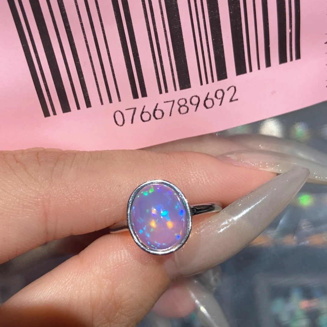 琛***银S925镶嵌欧泊戒指