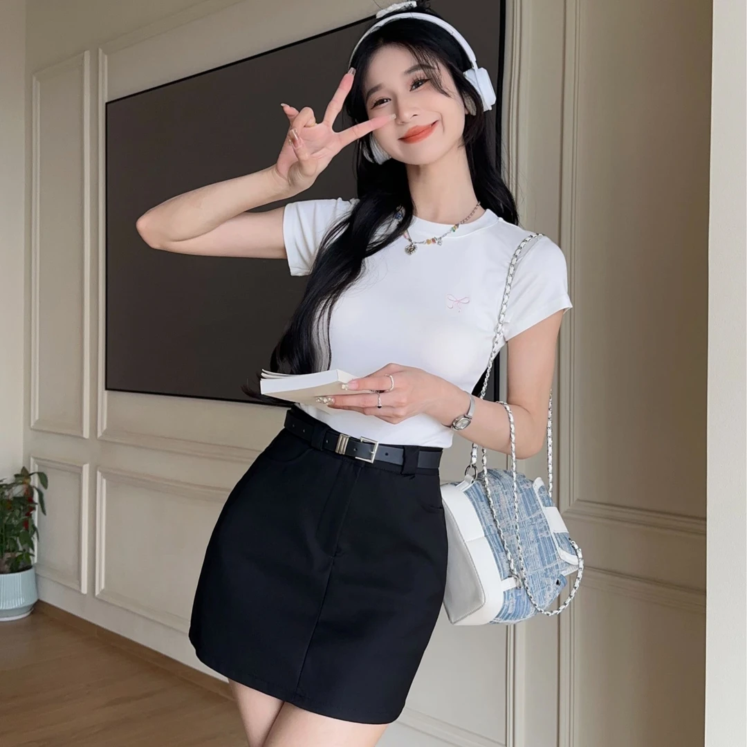 1054蝴蝶结刺绣短袖T恤夏季小个子减龄修身正肩灰色甜辣小众上衣