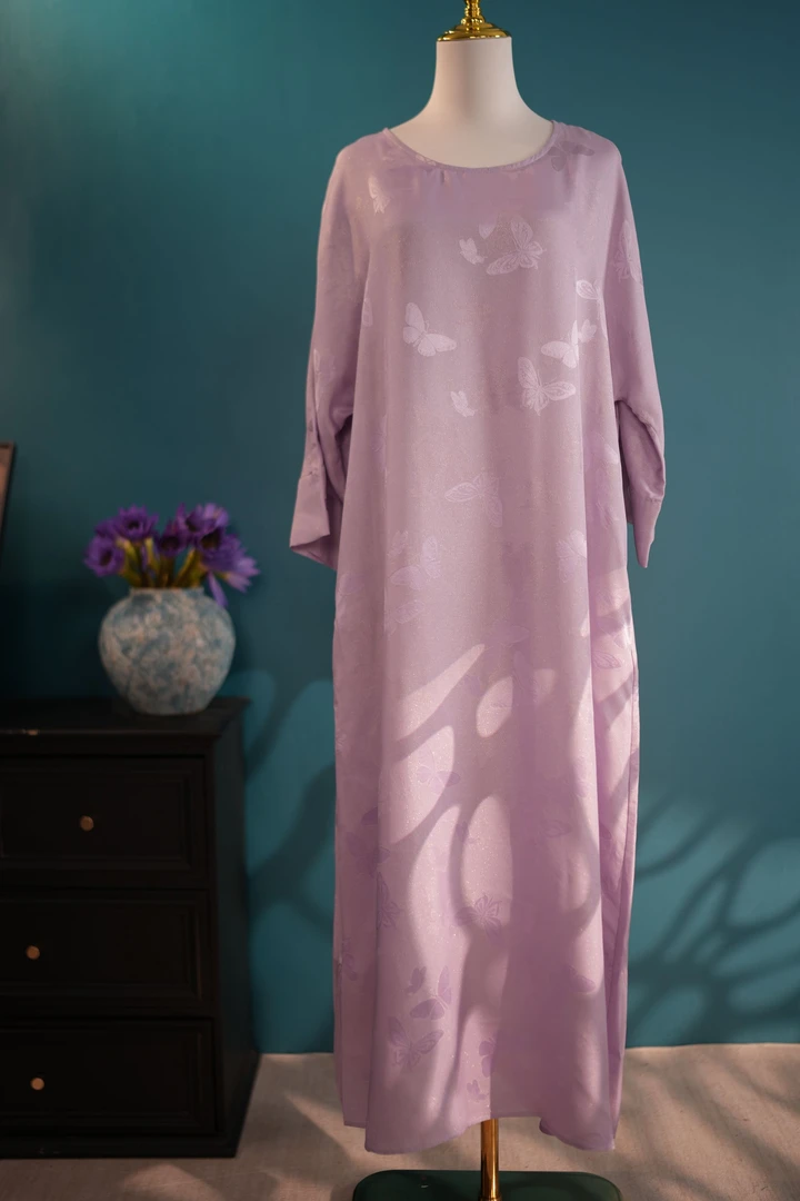 P29.圆领女士袍子