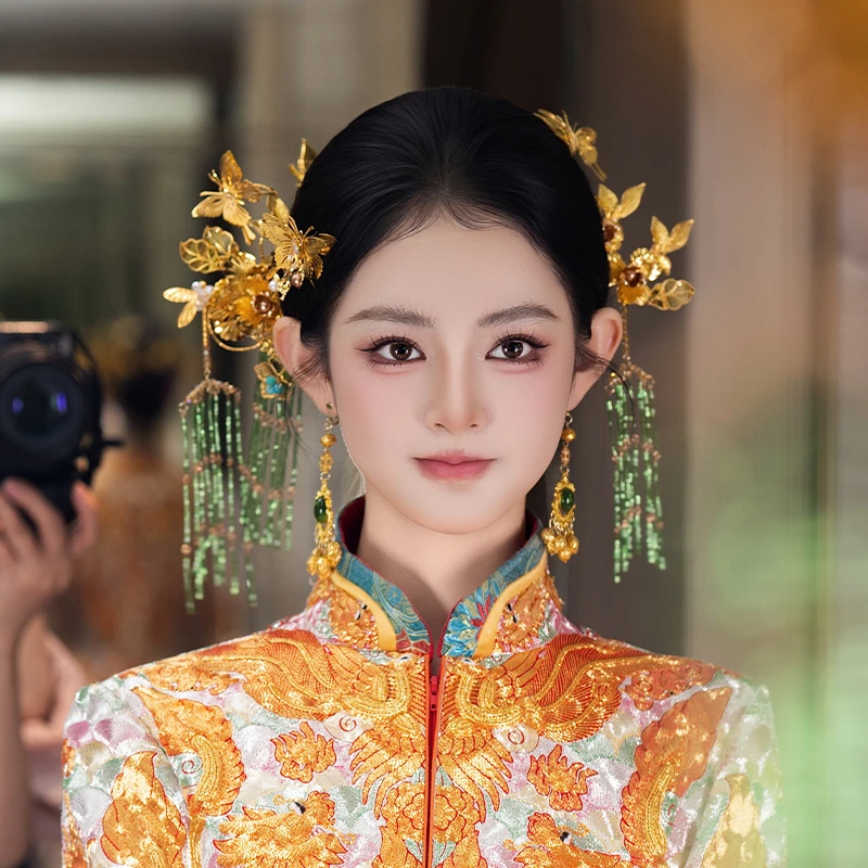 合金婚庆饰品 中式金色新娘蝴蝶流苏结婚秀禾服复古精致发饰D0662