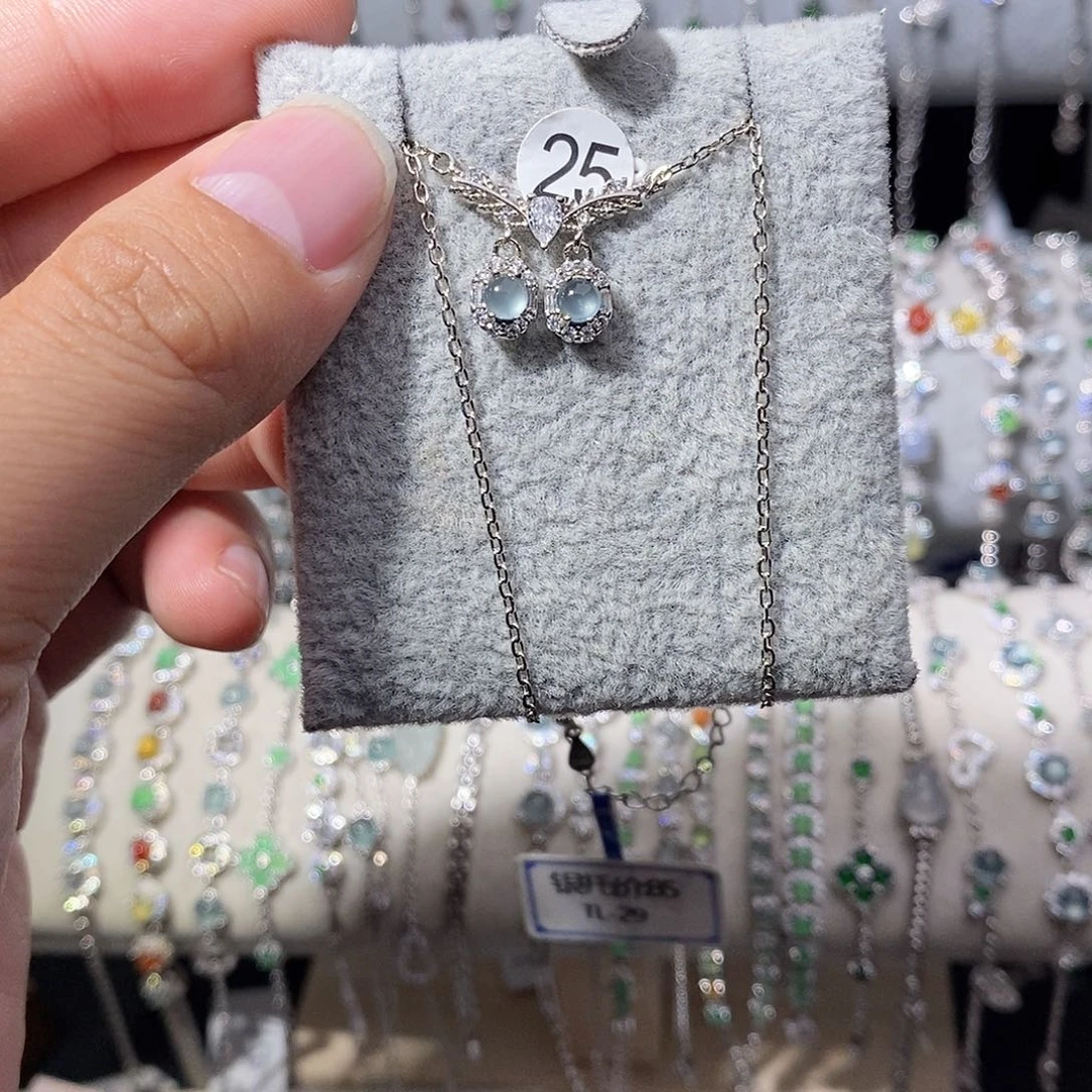 翡翠银S925镶嵌颈饰