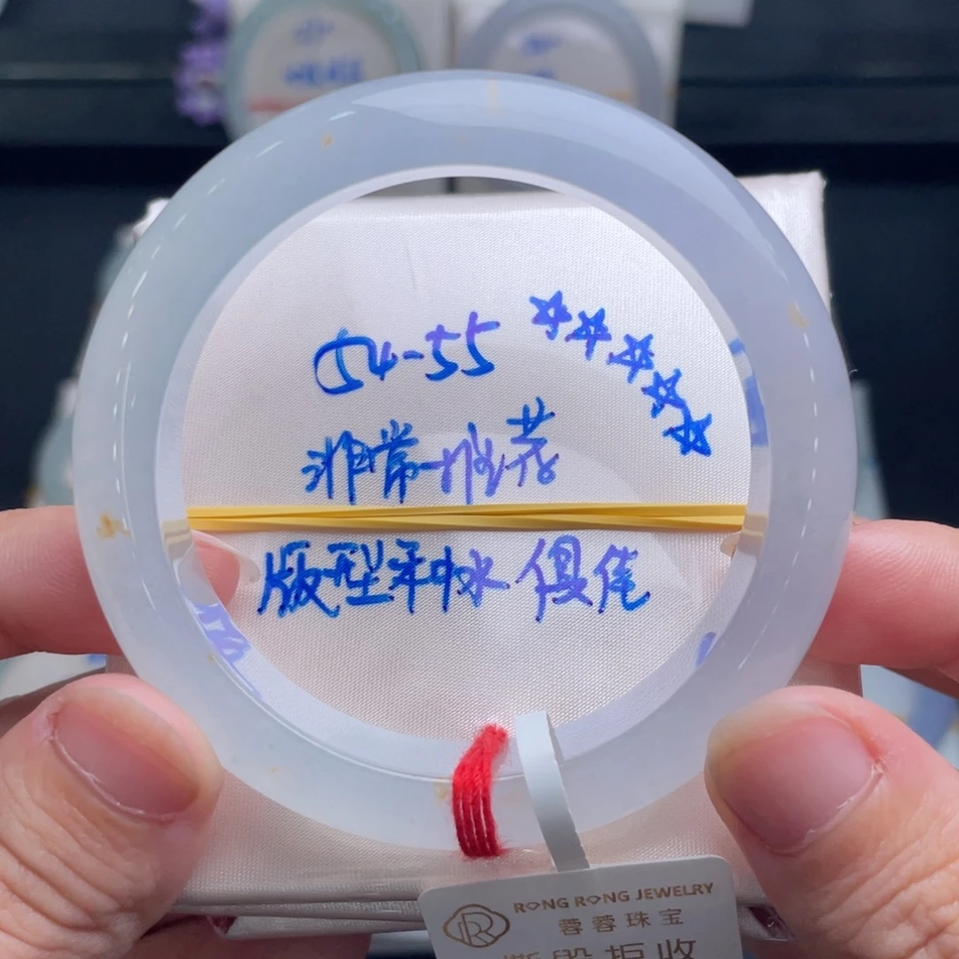 翡翠未镶嵌手镯翡翠手镯