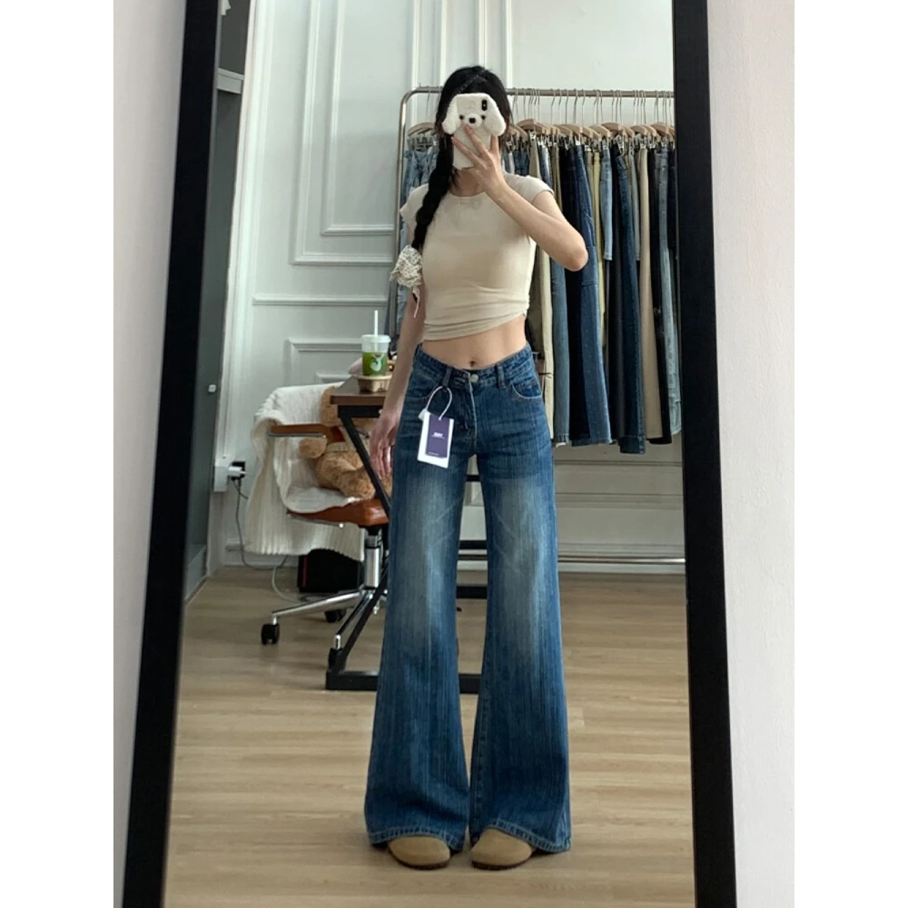 美式深蓝辣妹竹节纹牛仔裤女2025秋季新款显瘦遮跨不贴腿喇叭裤子