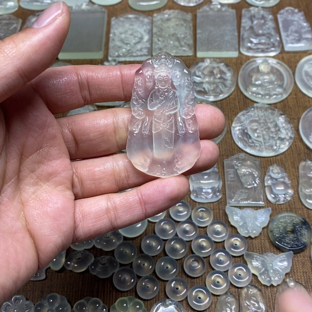 岫玉吊坠(不含链)未镶嵌