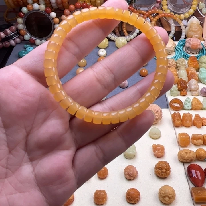 未镶嵌石英质玉（缅黄）珠宝半成品