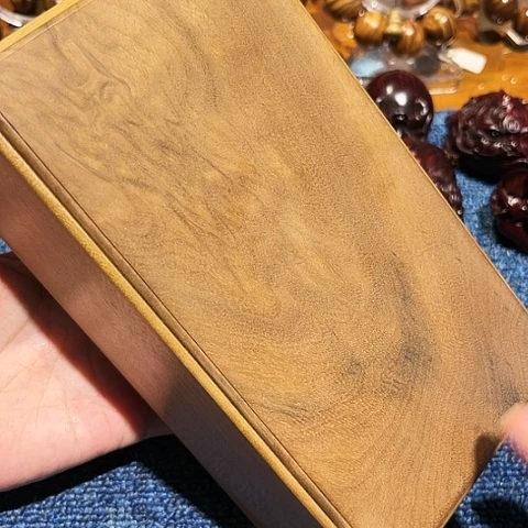 【闪购商品】猛****.金丝楠木