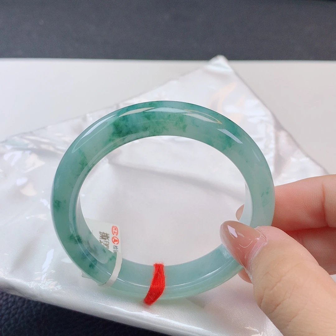 济***屋未镶嵌手镯翡翠翡翠6164