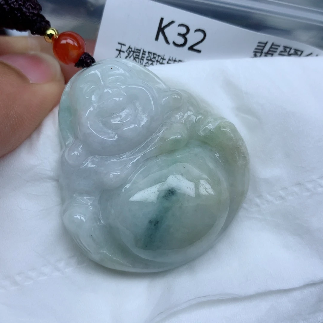 翡翠颈饰未镶嵌牌子