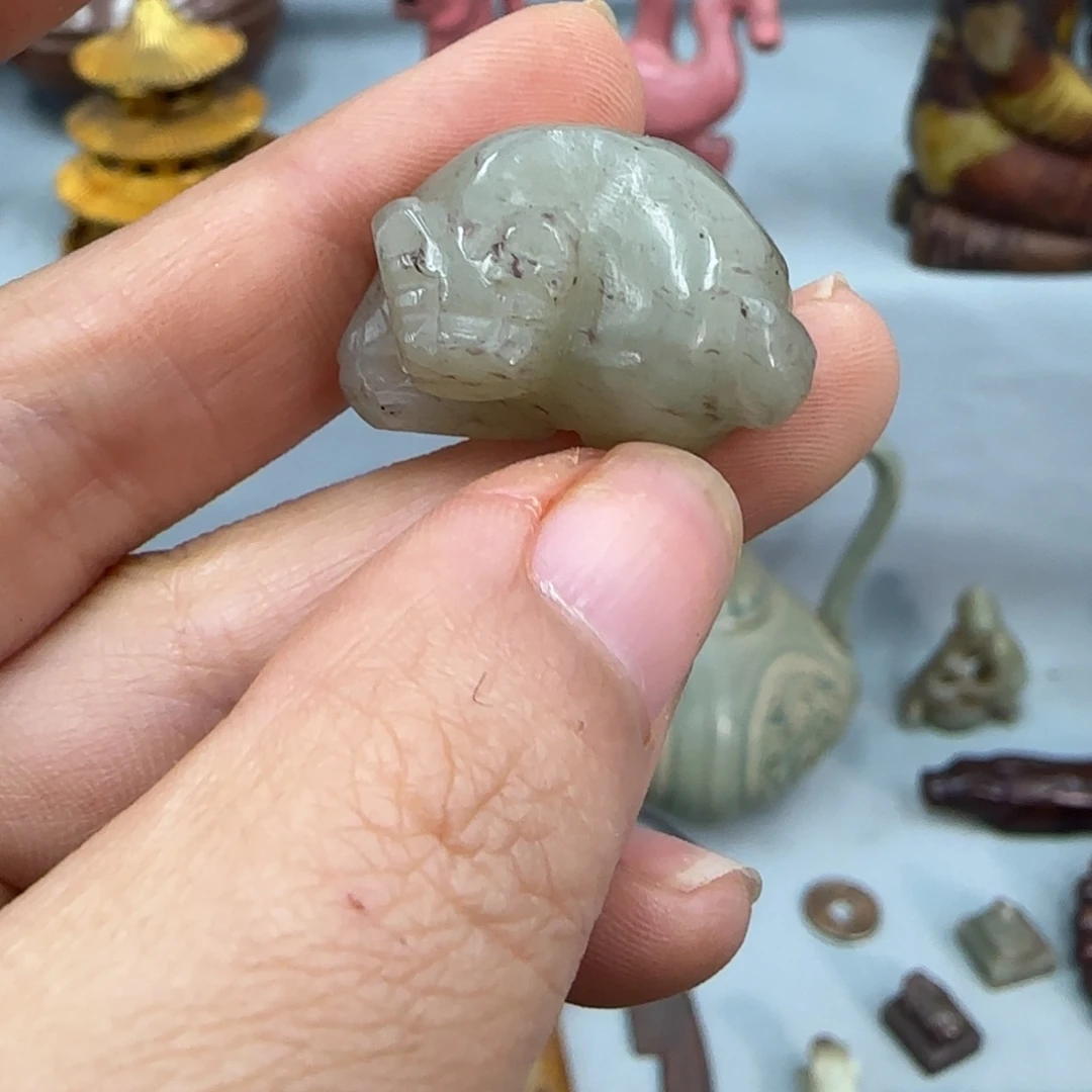 未镶嵌和田玉（糖玉）挂件