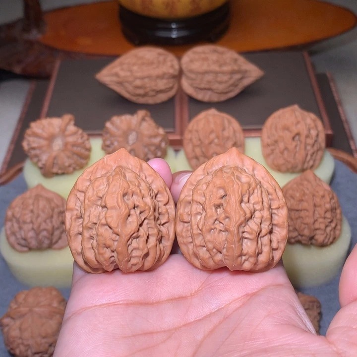 C***N核桃文玩核桃把件佛肚