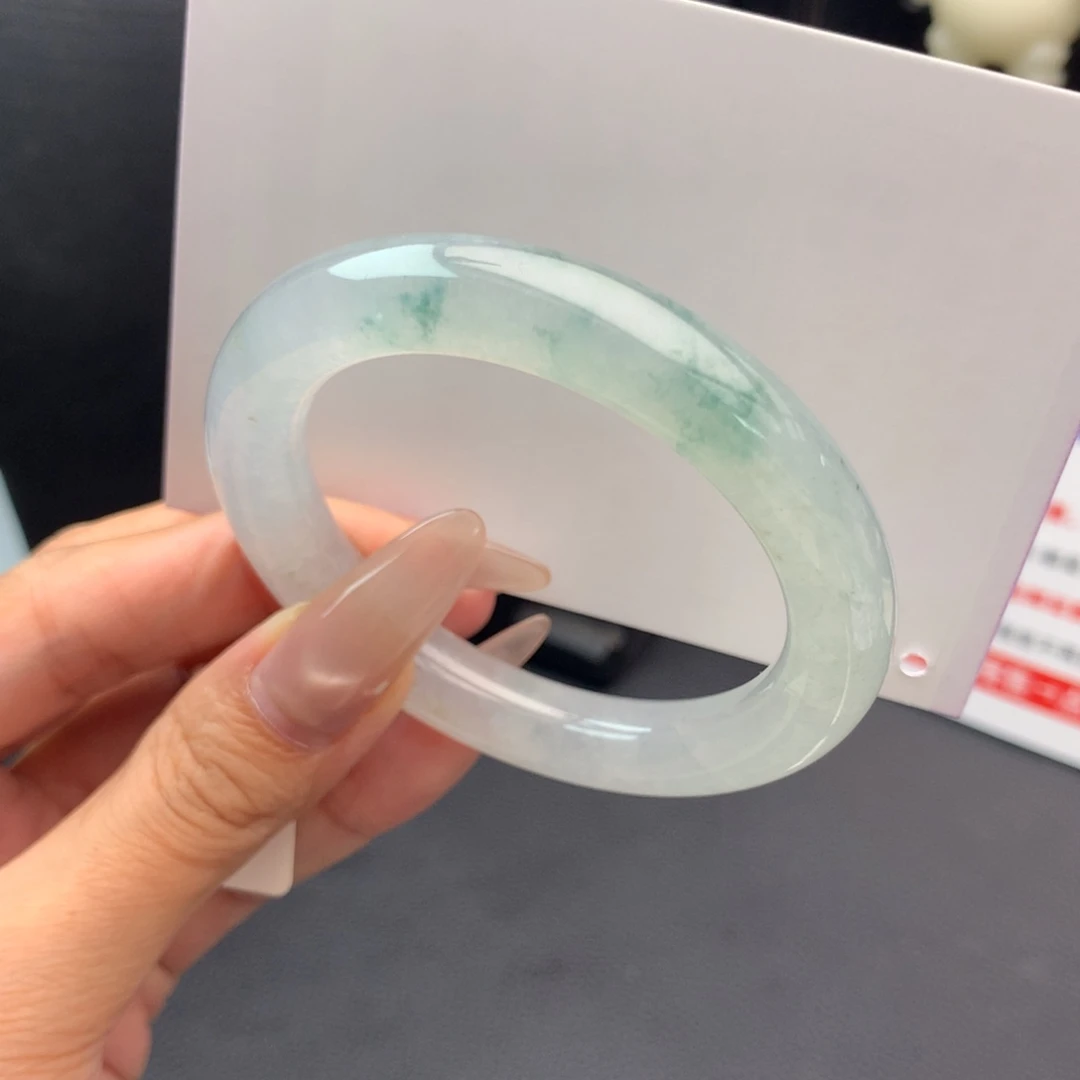 翡翠未镶嵌手镯13