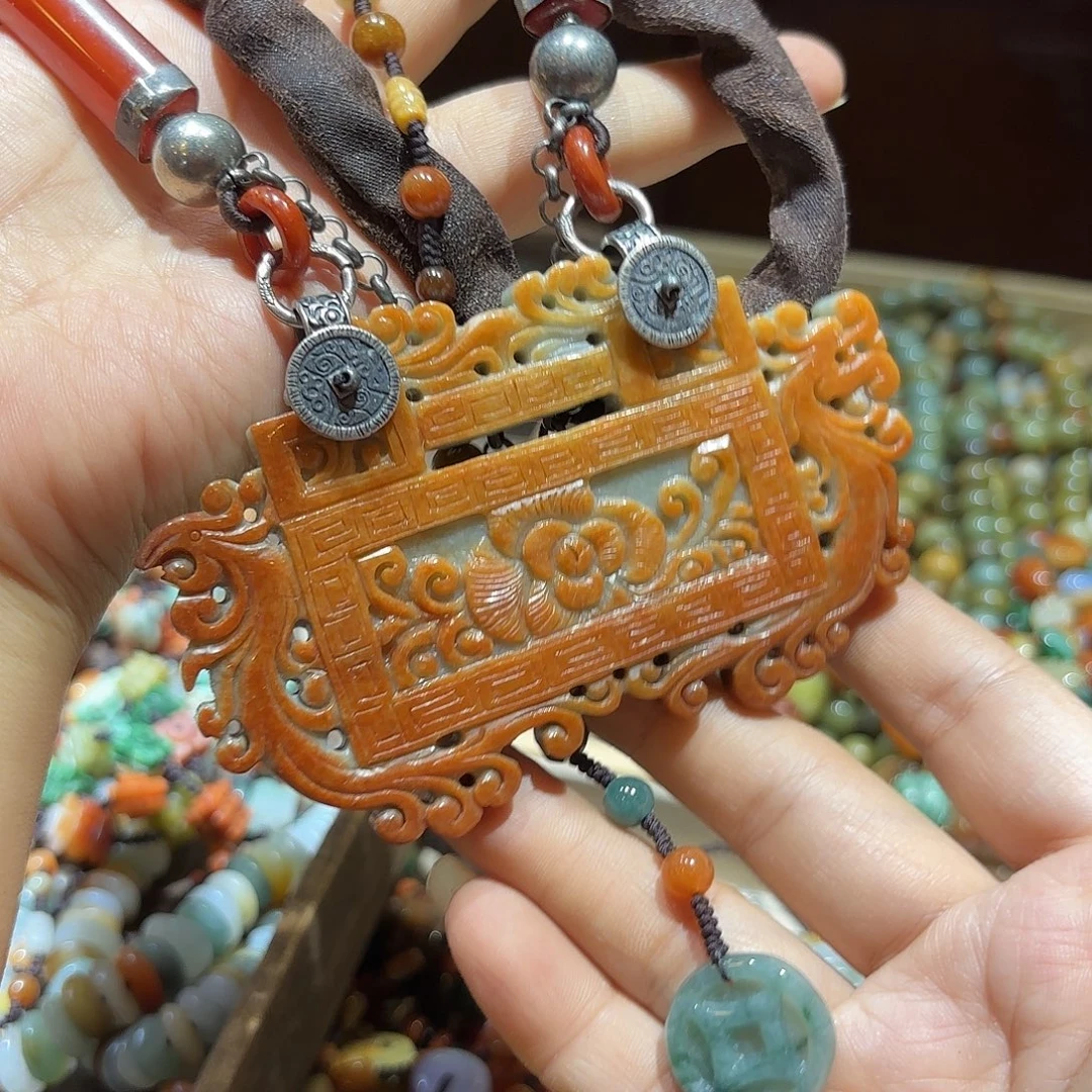 翡翠未镶嵌颈饰原创