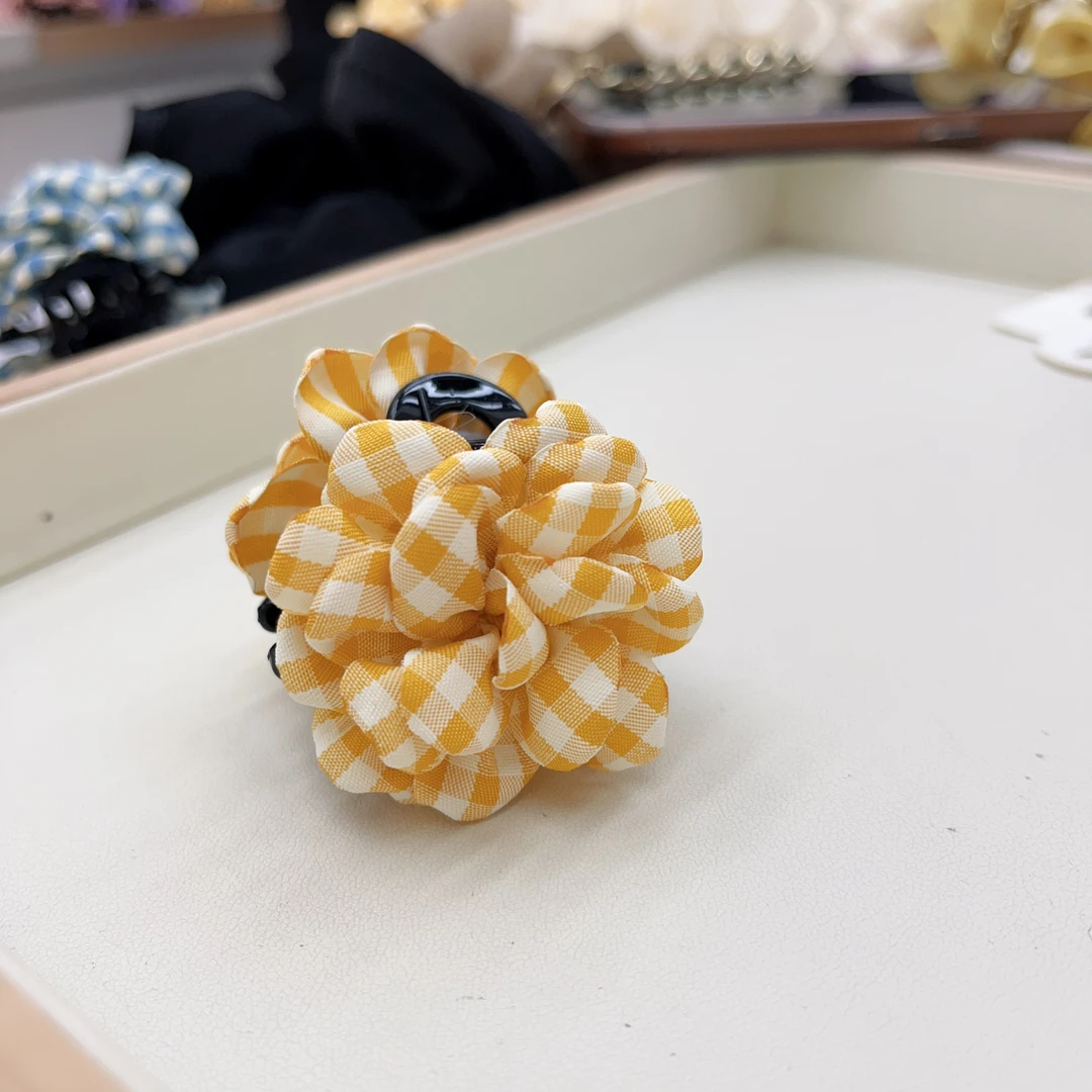 B252黄色格子小花刘海抓夹