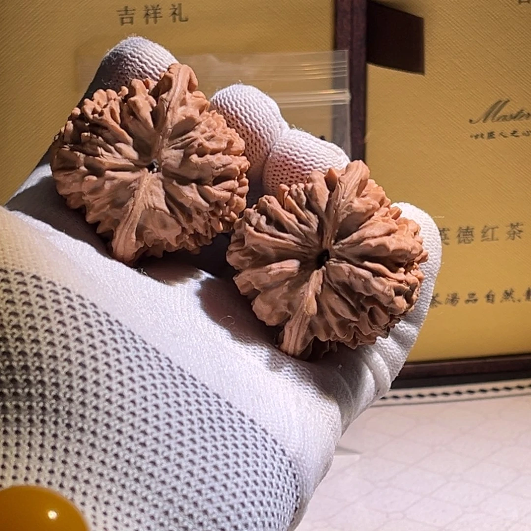 阿***光全品。45蓟县官帽。全哦。