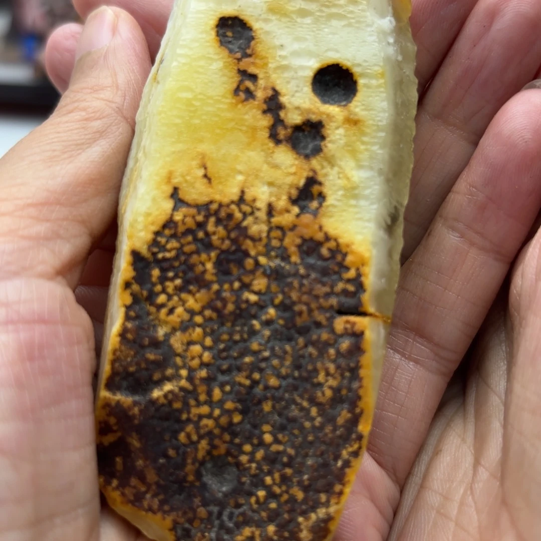 定制琥珀未镶嵌刘*琥珀