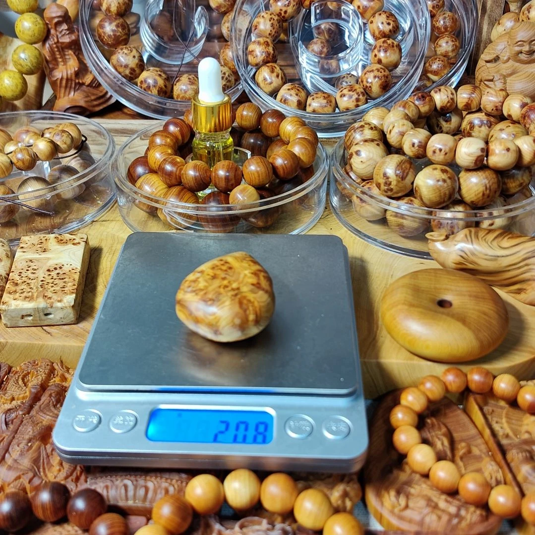 全***夫太行崖柏手工艺品