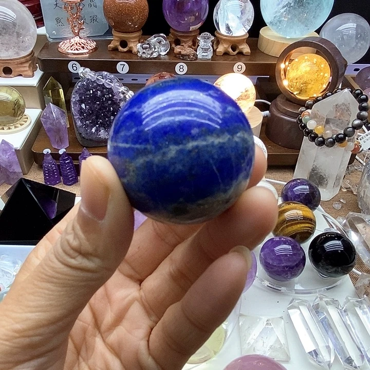 水晶摆件未镶嵌情金石球