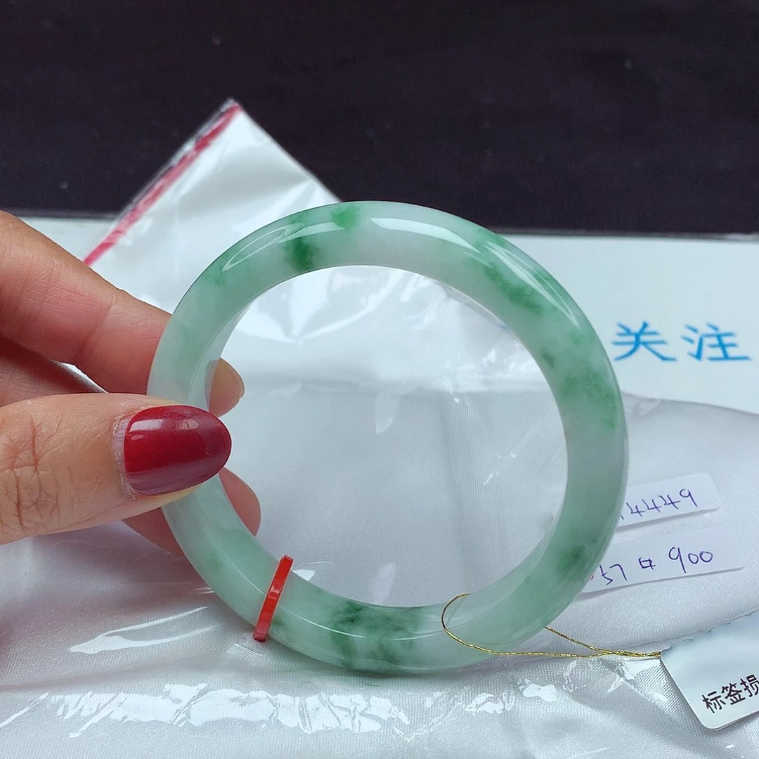 翡翠手镯未镶嵌57圈4449