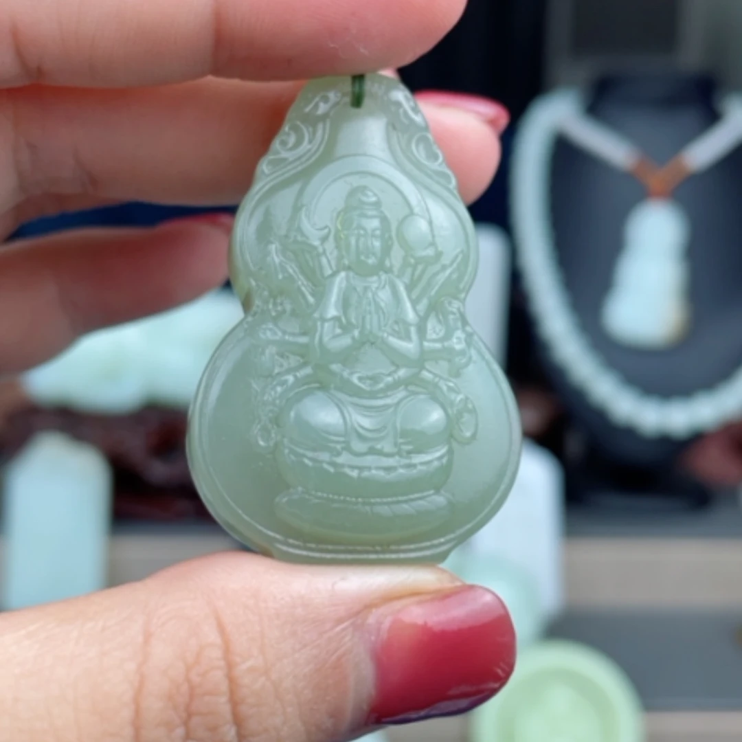【闪购商品】颈饰未镶嵌和田玉