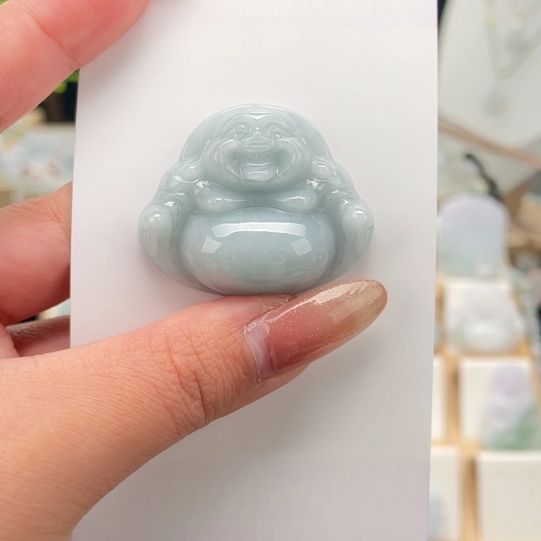 翡翠未镶嵌颈饰佛公