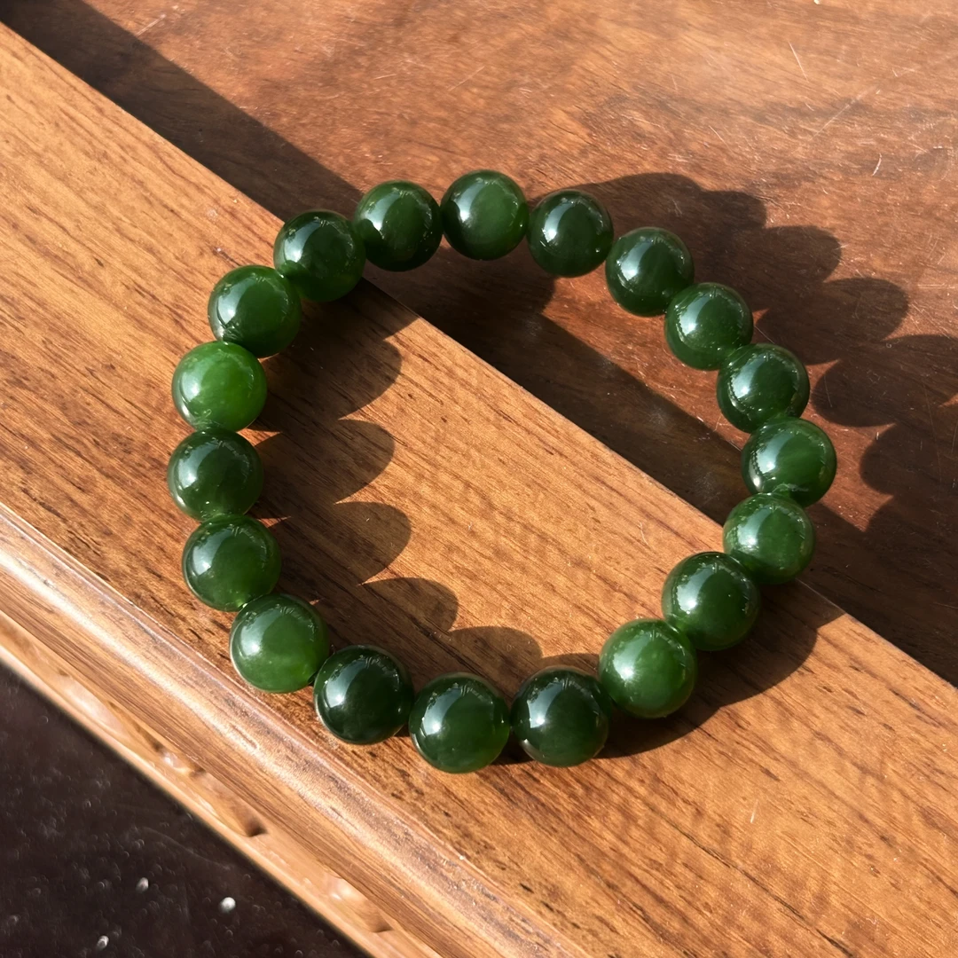 【羽仟禾珠宝】天然和田碧玉卡10mm19珠菠菜绿手串（微瑕）
