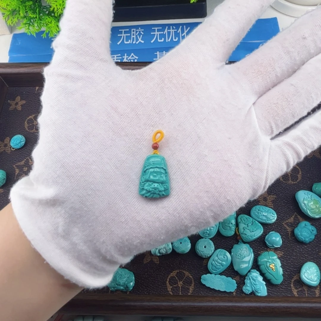 绿松石未镶嵌吊坠