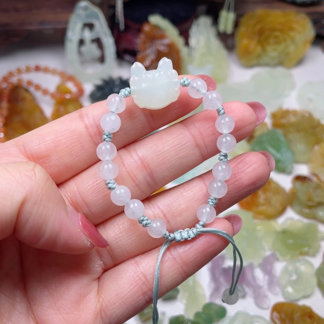 蛇纹石玉颈饰未镶嵌