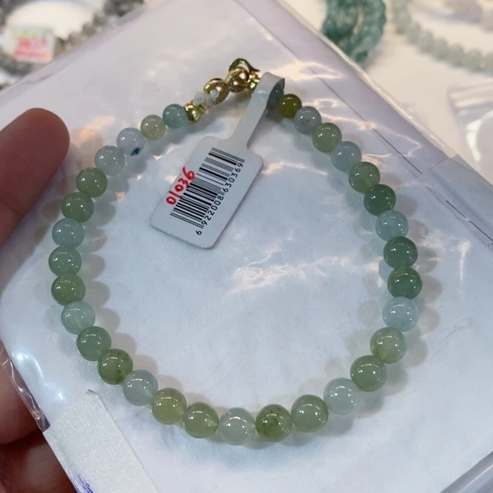 定制翡翠未镶嵌卡6.3